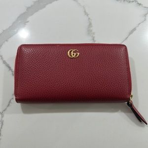 GUCCI GG MARMONT ZIP AROUND WALLET